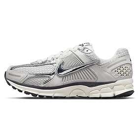 Nike Air Zoom Vomero 5 (Women's)